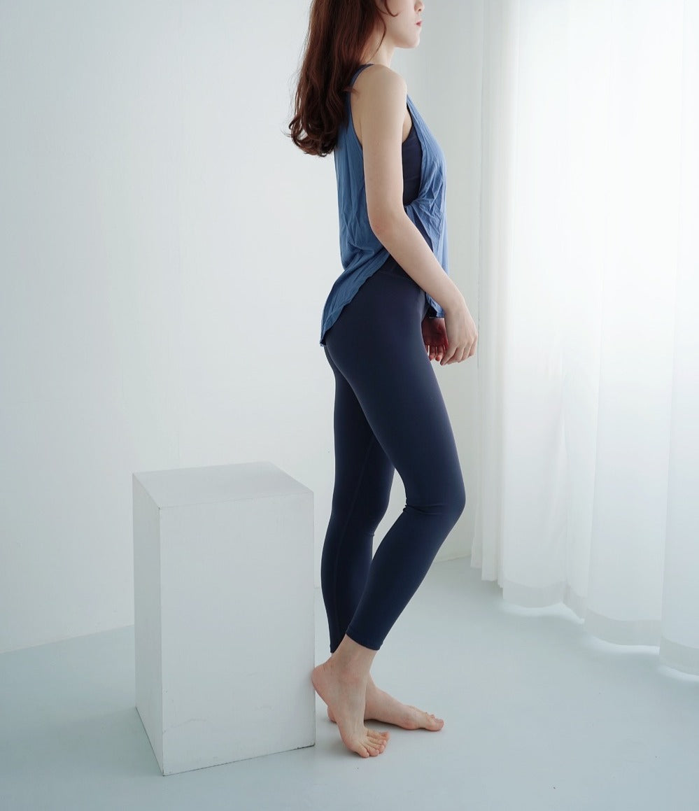 The Side Twist Tank Top