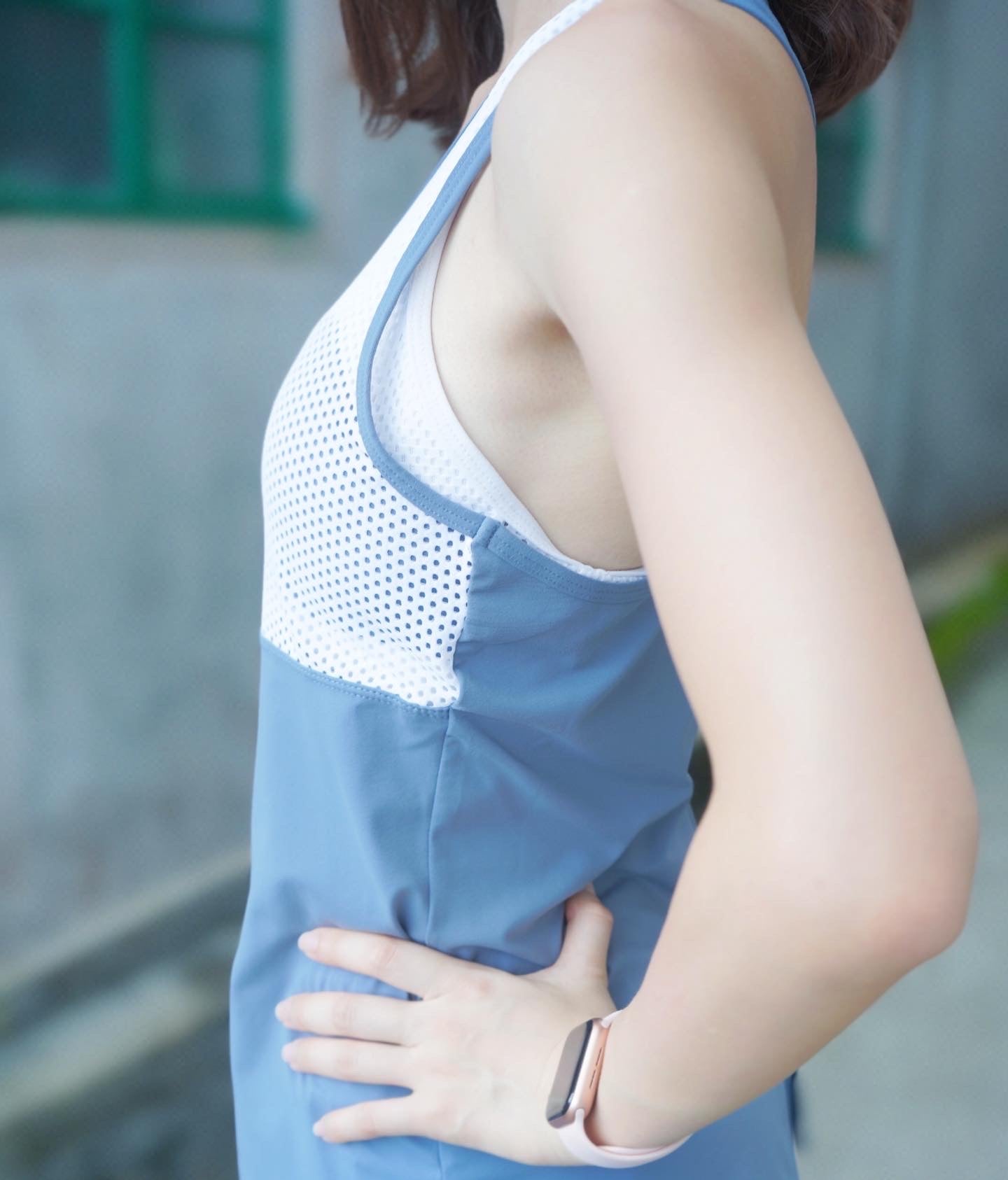 The Dreamy White x Blue Vest