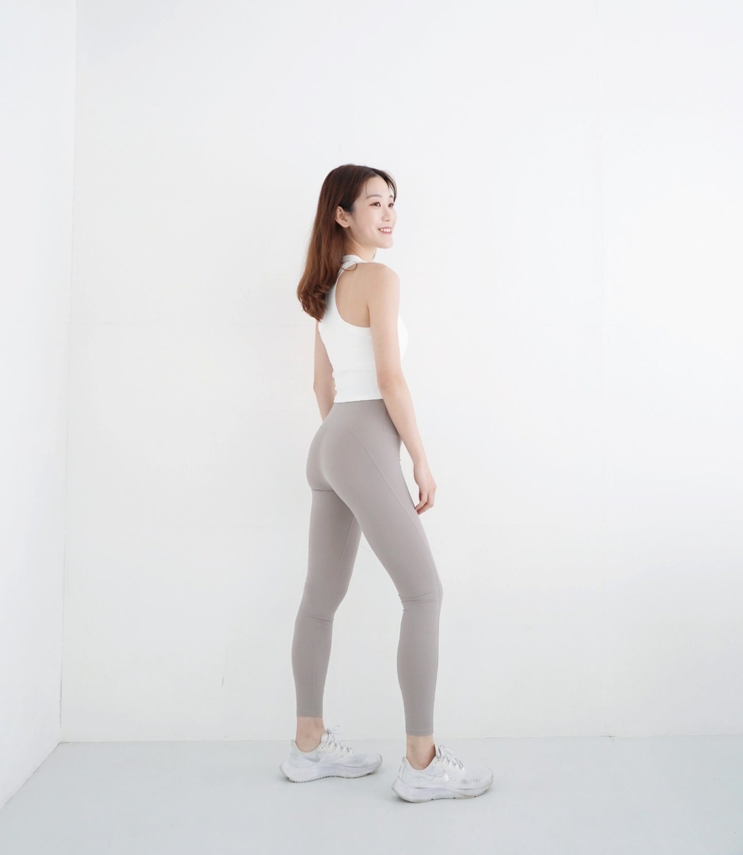 PREMIUM - The Whitey Ribbed Tank Top