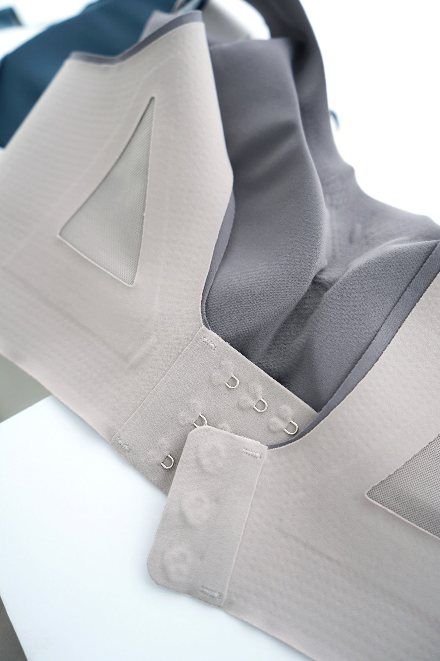 PREMIUM - The Lite Creme Activewear Set