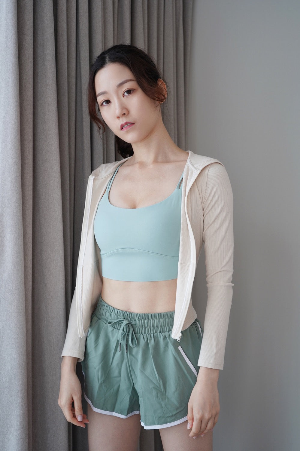 The Side Strip Shorts with Zip Pockets