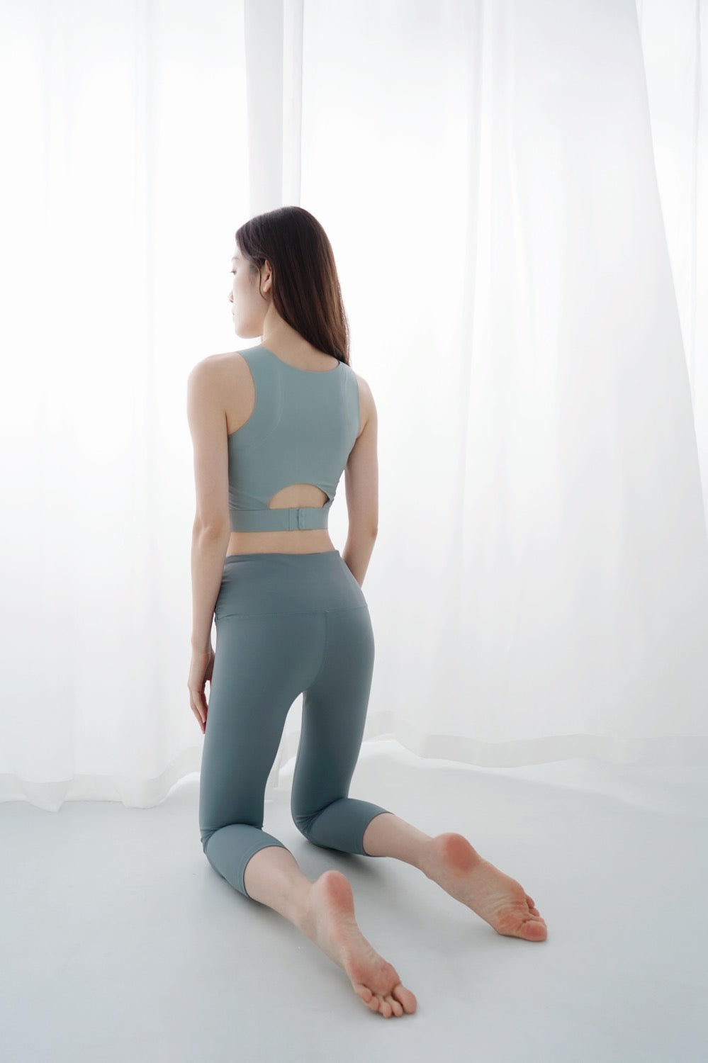 PREMIUM - Seamless HighNeck Bra