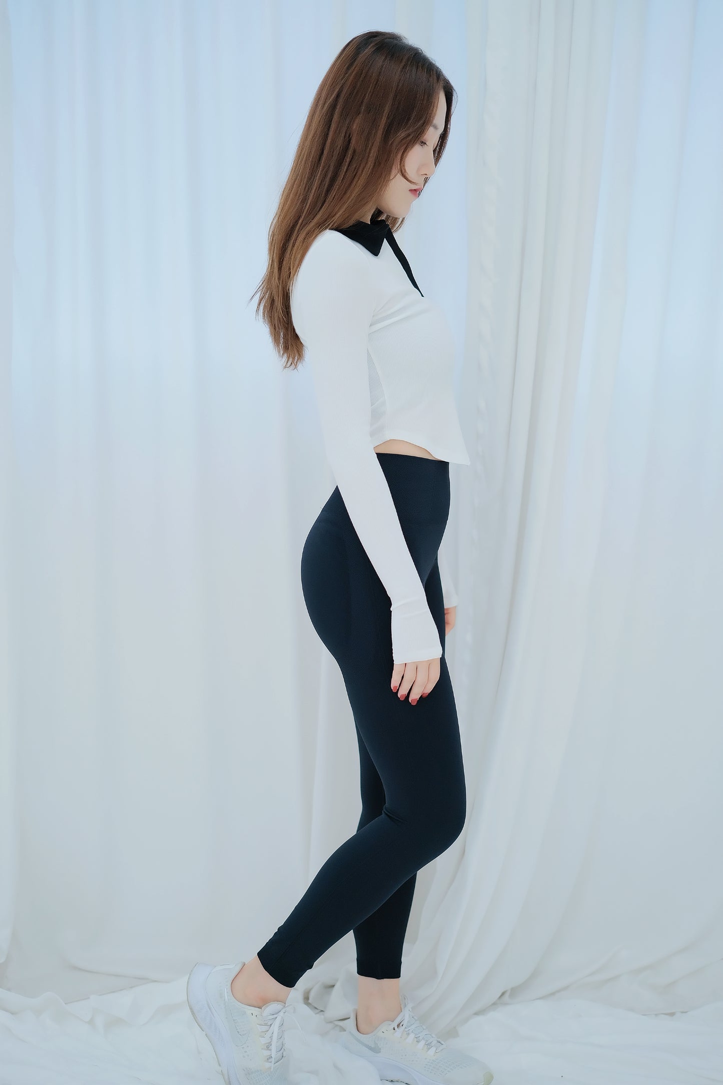 The Vintage Collar Long Sleeve Top