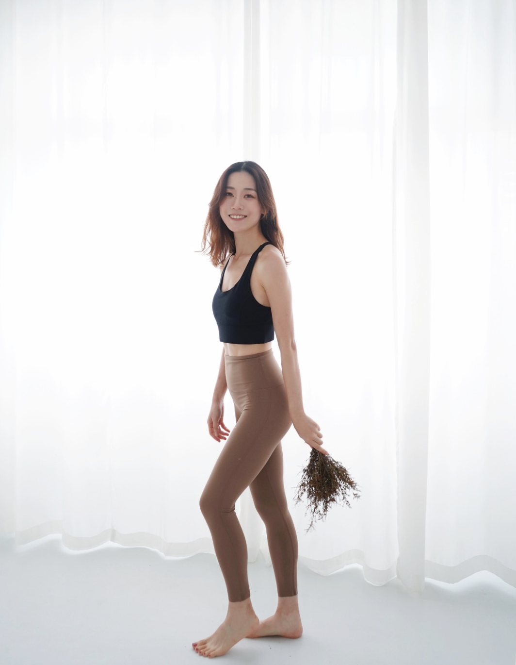 PREMIUM - Double Strap Back Knot Sports Bra